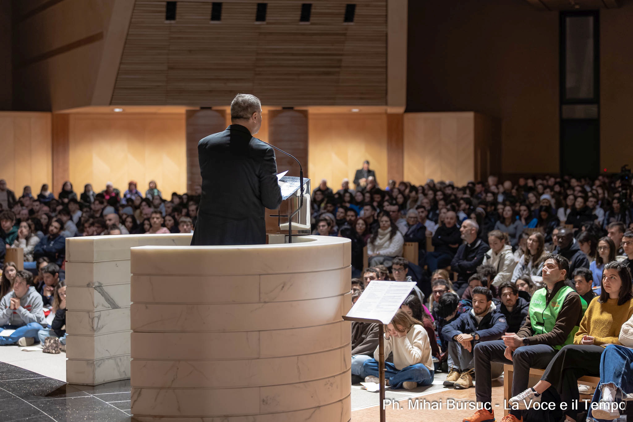 La Bibbia Parola di Dio per l'uomo d'oggi», mostra itinerante disponibile  per parrocchie, scuole, istituti - Diocesi di Torino