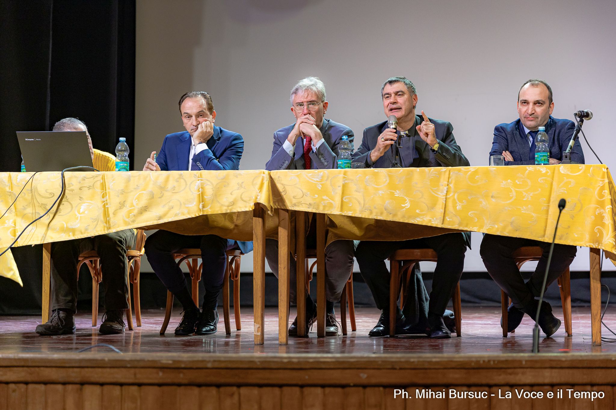 «Qual è Il Bene Per Torino?», Dibattito Pubblico Con Mons. Repole, Lo ...